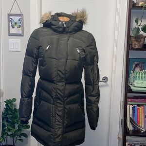 XS Vero Moda Olive Green Puffer Coat